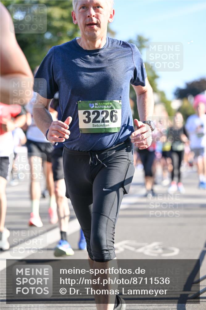 07.09.2025 - BARMER Alsterlauf Dr. Thomas Lammeyer http://msf.ph/oto/8711536 07.09.2025 09:39:34 Laufen 36, 3226, 44 meine-sportfotos.de