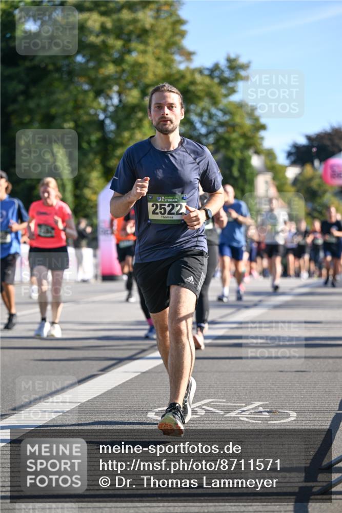 07.09.2025 - BARMER Alsterlauf Dr. Thomas Lammeyer http://msf.ph/oto/8711571 07.09.2025 09:39:40 Laufen 36, 2522 meine-sportfotos.de