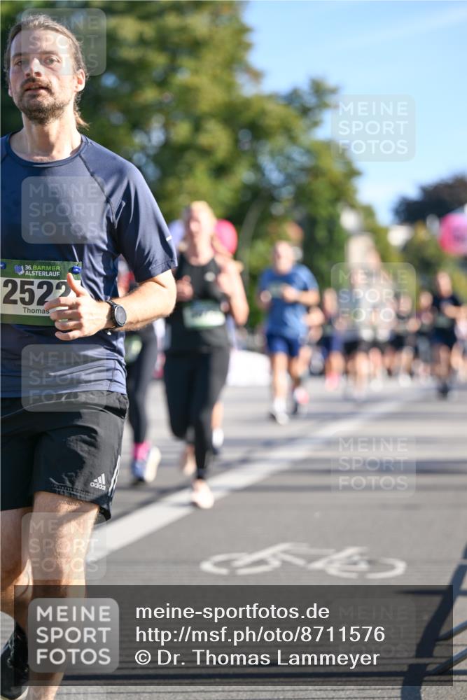 07.09.2025 - BARMER Alsterlauf Dr. Thomas Lammeyer http://msf.ph/oto/8711576 07.09.2025 09:39:41 Laufen 36, 2522 meine-sportfotos.de