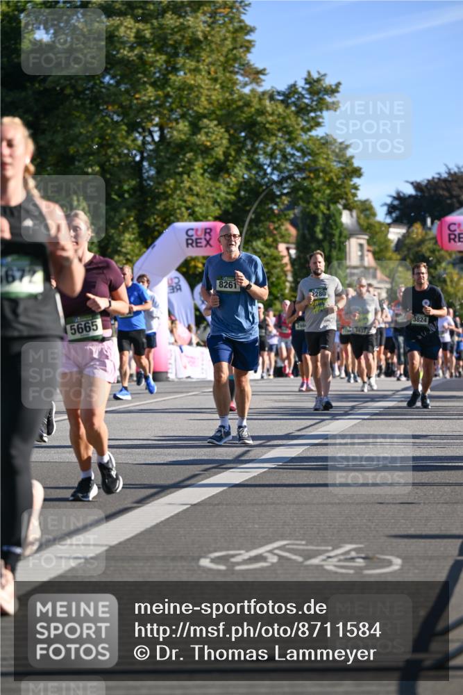07.09.2025 - BARMER Alsterlauf Dr. Thomas Lammeyer http://msf.ph/oto/8711584 07.09.2025 09:39:42 Laufen 672, 5665, 8261, 280, 54, 3824 meine-sportfotos.de