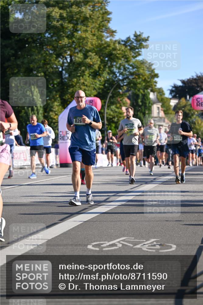 07.09.2025 - BARMER Alsterlauf Dr. Thomas Lammeyer http://msf.ph/oto/8711590 07.09.2025 09:39:43 Laufen 826, 2280, 3824 meine-sportfotos.de