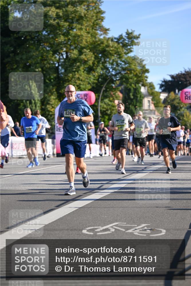07.09.2025 - BARMER Alsterlauf Dr. Thomas Lammeyer http://msf.ph/oto/8711591 07.09.2025 09:39:43 Laufen 2244, 8261, 2280, 3824, 64 meine-sportfotos.de