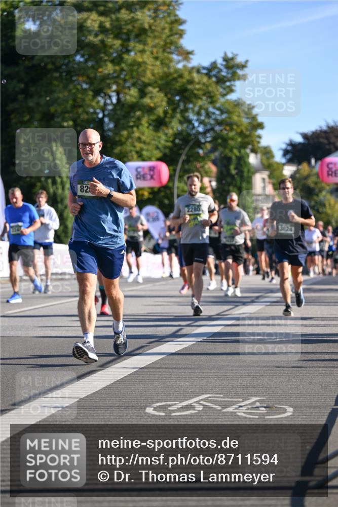 07.09.2025 - BARMER Alsterlauf Dr. Thomas Lammeyer http://msf.ph/oto/8711594 07.09.2025 09:39:44 Laufen 82, 2280, 3824 meine-sportfotos.de