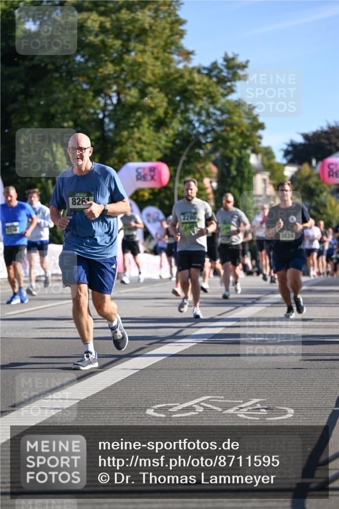 07.09.2025 - BARMER Alsterlauf Dr. Thomas Lammeyer http://msf.ph/oto/8711595 07.09.2025 09:39:44 Laufen 826, 2280, 3824 meine-sportfotos.de