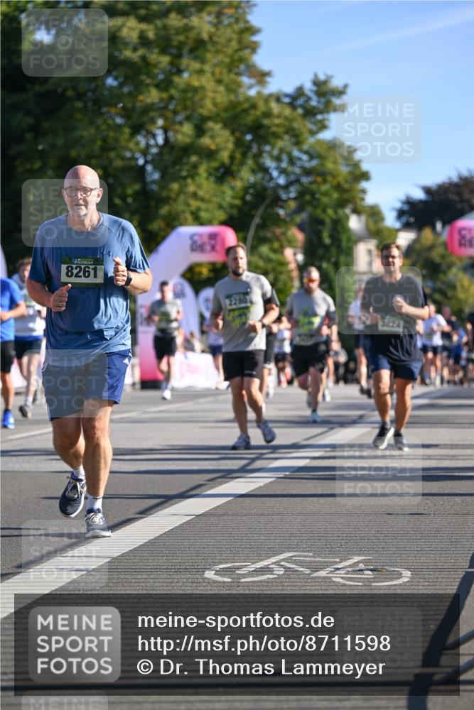 07.09.2025 - BARMER Alsterlauf Dr. Thomas Lammeyer http://msf.ph/oto/8711598 07.09.2025 09:39:45 Laufen 8261 meine-sportfotos.de