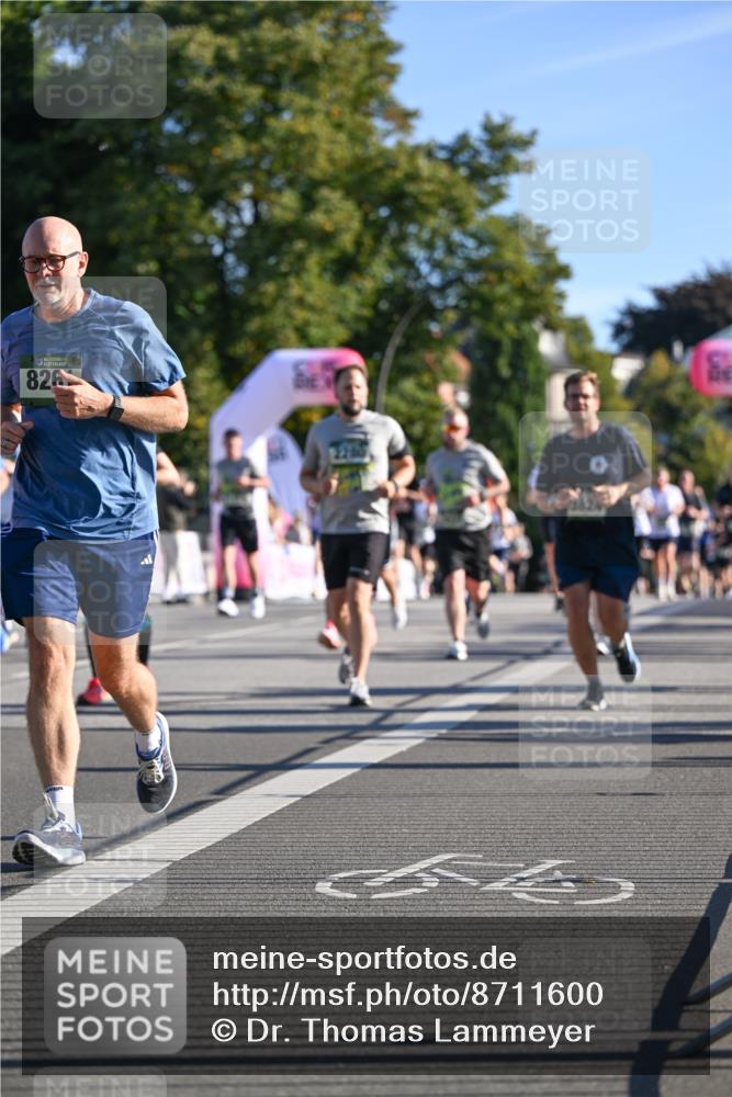 07.09.2025 - BARMER Alsterlauf Dr. Thomas Lammeyer http://msf.ph/oto/8711600 07.09.2025 09:39:45 Laufen 826 meine-sportfotos.de