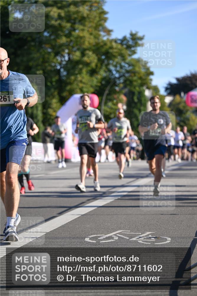 07.09.2025 - BARMER Alsterlauf Dr. Thomas Lammeyer http://msf.ph/oto/8711602 07.09.2025 09:39:45 Laufen 261 meine-sportfotos.de