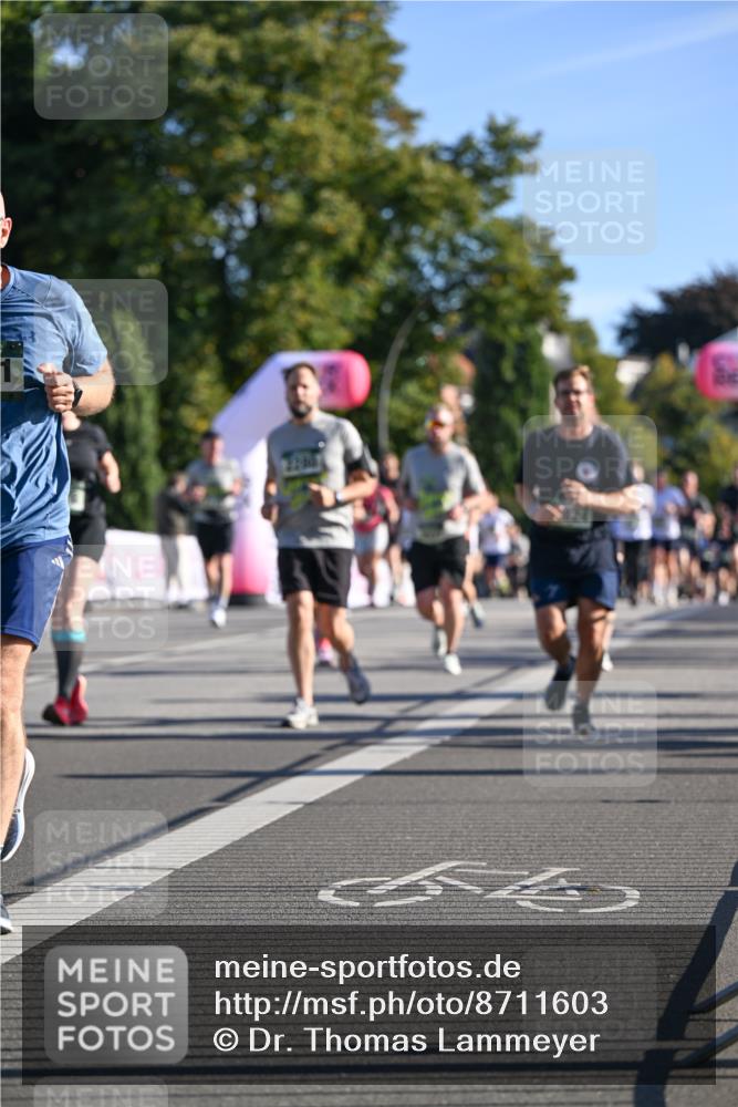 07.09.2025 - BARMER Alsterlauf Dr. Thomas Lammeyer http://msf.ph/oto/8711603 07.09.2025 09:39:45 Laufen  meine-sportfotos.de