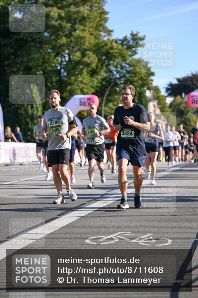07.09.2025 - BARMER Alsterlauf Dr. Thomas Lammeyer http://msf.ph/oto/8711608 07.09.2025 09:39:46 Laufen 2280, 3937, 3824, 5207 meine-sportfotos.de