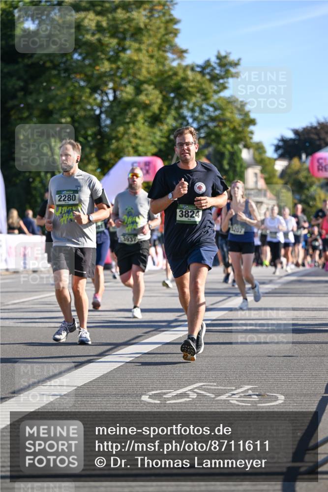 07.09.2025 - BARMER Alsterlauf Dr. Thomas Lammeyer http://msf.ph/oto/8711611 07.09.2025 09:39:46 Laufen 2280, 3937, 3824, 5207, 64 meine-sportfotos.de