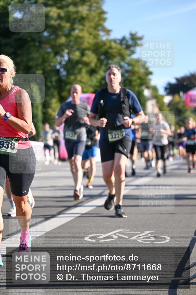 07.09.2025 - BARMER Alsterlauf Dr. Thomas Lammeyer http://msf.ph/oto/8711668 07.09.2025 09:39:56 Laufen 938, 32292 meine-sportfotos.de