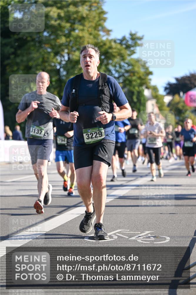 07.09.2025 - BARMER Alsterlauf Dr. Thomas Lammeyer http://msf.ph/oto/8711672 07.09.2025 09:39:57 Laufen 3137, 794, 36, 3229 meine-sportfotos.de