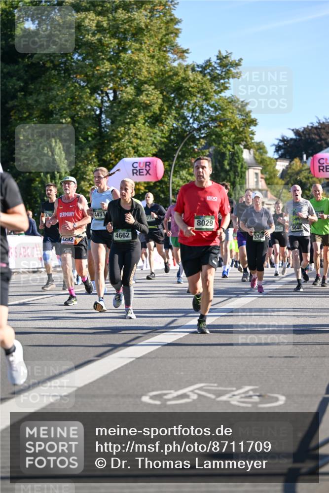 07.09.2025 - BARMER Alsterlauf Dr. Thomas Lammeyer http://msf.ph/oto/8711709 07.09.2025 09:40:04 Laufen 370, 4451, 4292, 4662, 4172, 8029, 1941, 5645, 3740, 54 meine-sportfotos.de