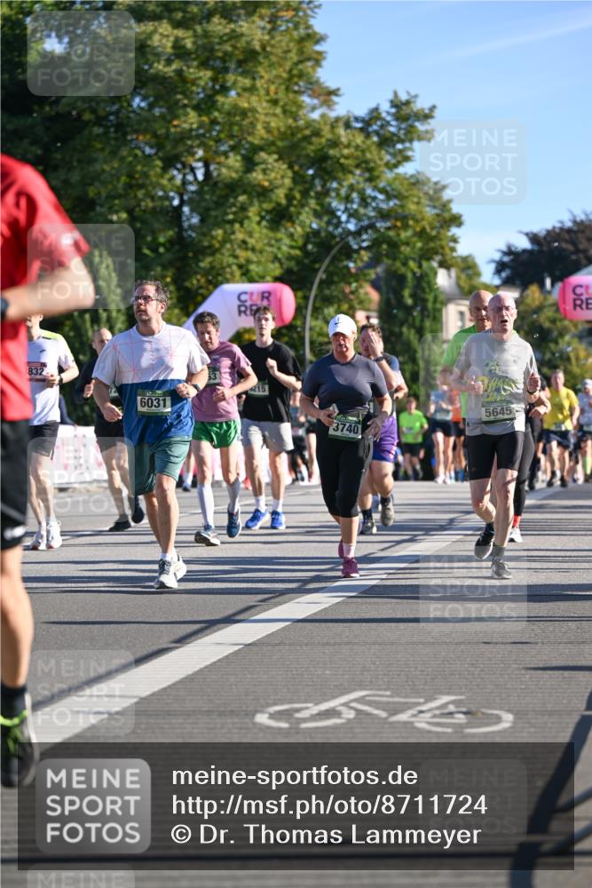 07.09.2025 - BARMER Alsterlauf Dr. Thomas Lammeyer http://msf.ph/oto/8711724 07.09.2025 09:40:06 Laufen 832, 6031, 215, 5645, 3740 meine-sportfotos.de