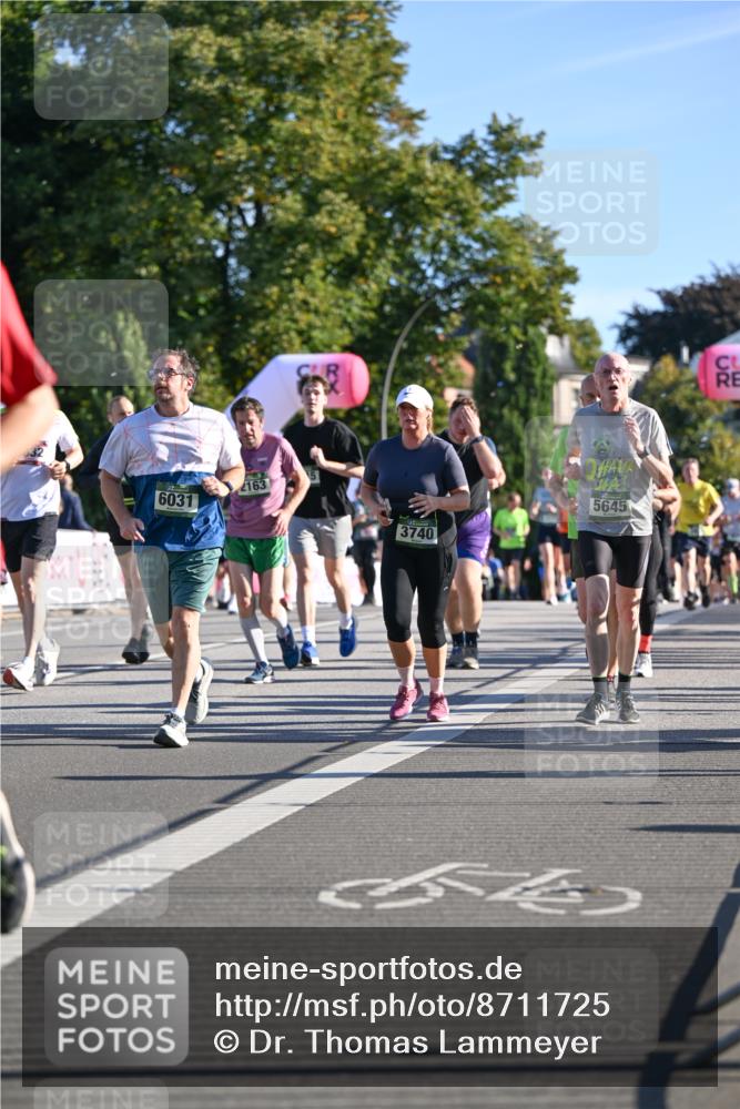 07.09.2025 - BARMER Alsterlauf Dr. Thomas Lammeyer http://msf.ph/oto/8711725 07.09.2025 09:40:06 Laufen 6031, 2163, 3740, 5645 meine-sportfotos.de