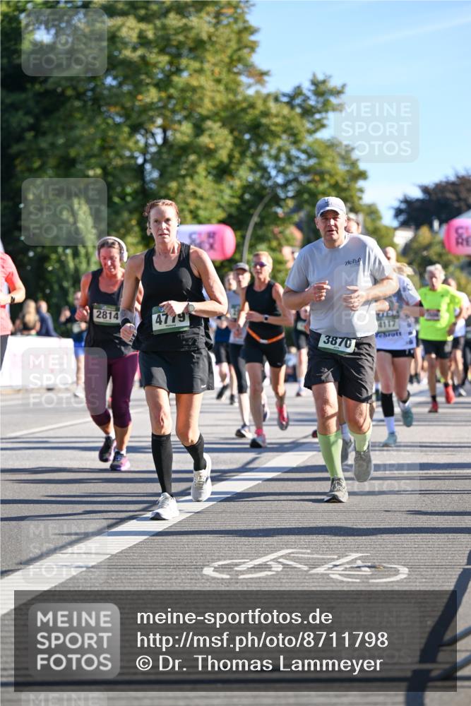 07.09.2025 - BARMER Alsterlauf Dr. Thomas Lammeyer http://msf.ph/oto/8711798 07.09.2025 09:40:18 Laufen 2814, 4779, 4117, 3870 meine-sportfotos.de