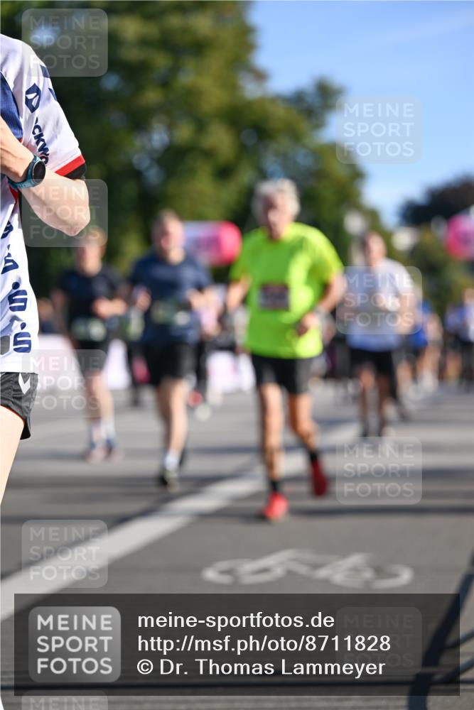 07.09.2025 - BARMER Alsterlauf Dr. Thomas Lammeyer http://msf.ph/oto/8711828 07.09.2025 09:40:23 Laufen  meine-sportfotos.de