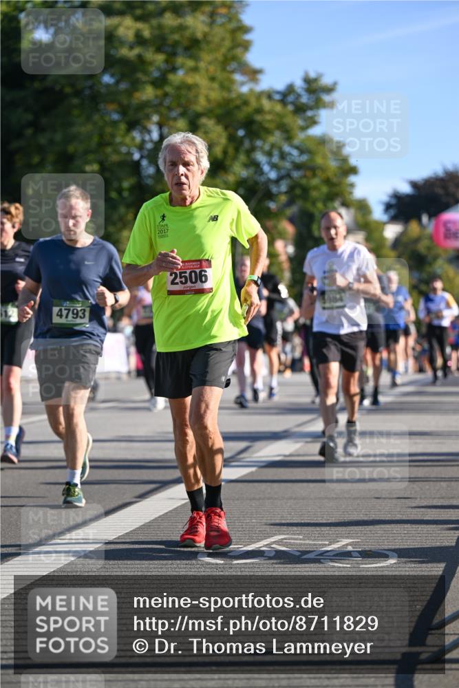 07.09.2025 - BARMER Alsterlauf Dr. Thomas Lammeyer http://msf.ph/oto/8711829 07.09.2025 09:40:24 Laufen 4793, 2017, 2506, 5984 meine-sportfotos.de