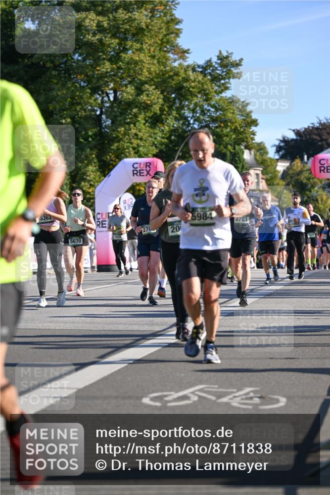 07.09.2025 - BARMER Alsterlauf Dr. Thomas Lammeyer http://msf.ph/oto/8711838 07.09.2025 09:40:25 Laufen 5363, 5670, 5435, 25984, 270, 2701, 20, 3063 meine-sportfotos.de