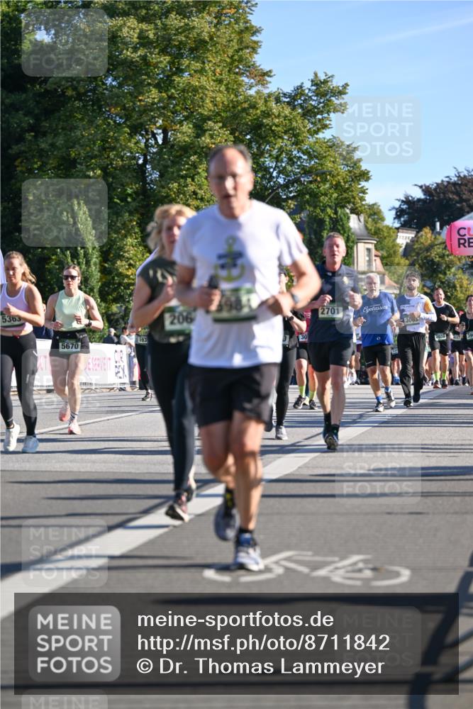 07.09.2025 - BARMER Alsterlauf Dr. Thomas Lammeyer http://msf.ph/oto/8711842 07.09.2025 09:40:26 Laufen 5363, 5670, 593, 206, 30, 2701, 3003, 2039 meine-sportfotos.de