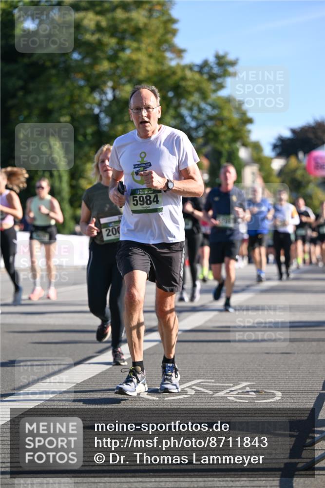 07.09.2025 - BARMER Alsterlauf Dr. Thomas Lammeyer http://msf.ph/oto/8711843 07.09.2025 09:40:26 Laufen 20, 5984, 1775 meine-sportfotos.de