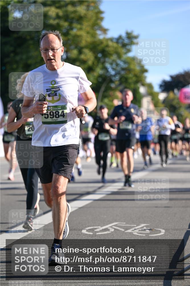 07.09.2025 - BARMER Alsterlauf Dr. Thomas Lammeyer http://msf.ph/oto/8711847 07.09.2025 09:40:26 Laufen 20, 2017, 36, 5984 meine-sportfotos.de