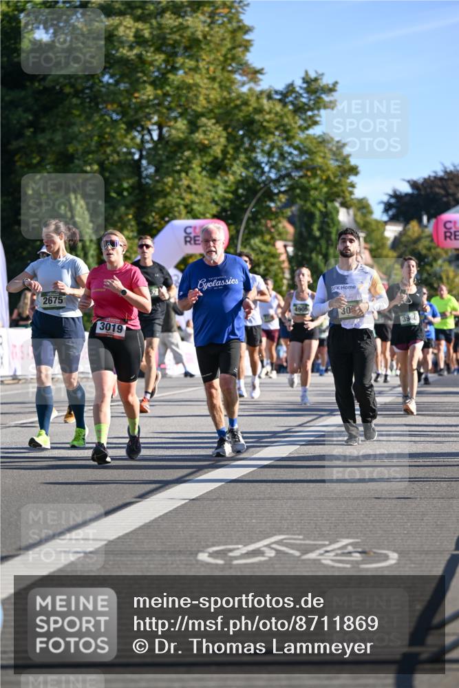 07.09.2025 - BARMER Alsterlauf Dr. Thomas Lammeyer http://msf.ph/oto/8711869 07.09.2025 09:40:30 Laufen 2675, 3019, 4905, 30, 54, 3960 meine-sportfotos.de
