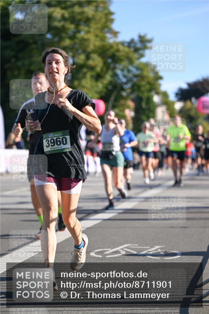 07.09.2025 - BARMER Alsterlauf Dr. Thomas Lammeyer http://msf.ph/oto/8711901 07.09.2025 09:40:35 Laufen 3960 meine-sportfotos.de
