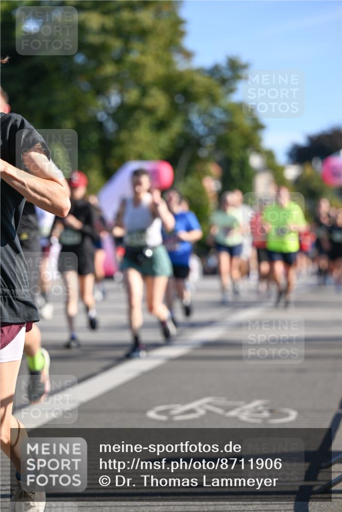 07.09.2025 - BARMER Alsterlauf Dr. Thomas Lammeyer http://msf.ph/oto/8711906 07.09.2025 09:40:35 Laufen  meine-sportfotos.de