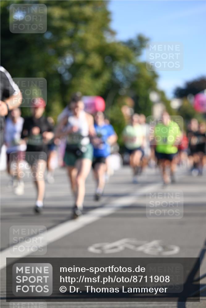 07.09.2025 - BARMER Alsterlauf Dr. Thomas Lammeyer http://msf.ph/oto/8711908 07.09.2025 09:40:36 Laufen  meine-sportfotos.de