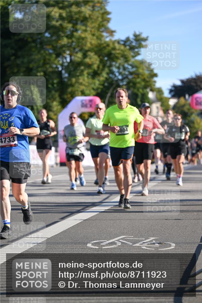 07.09.2025 - BARMER Alsterlauf Dr. Thomas Lammeyer http://msf.ph/oto/8711923 07.09.2025 09:40:38 Laufen 43, 4733, 804 meine-sportfotos.de