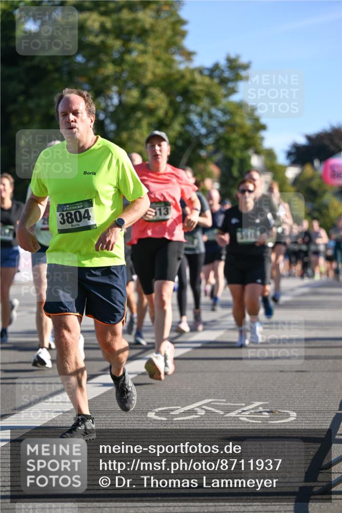 07.09.2025 - BARMER Alsterlauf Dr. Thomas Lammeyer http://msf.ph/oto/8711937 07.09.2025 09:40:40 Laufen 36, 3804, 13, 3612 meine-sportfotos.de