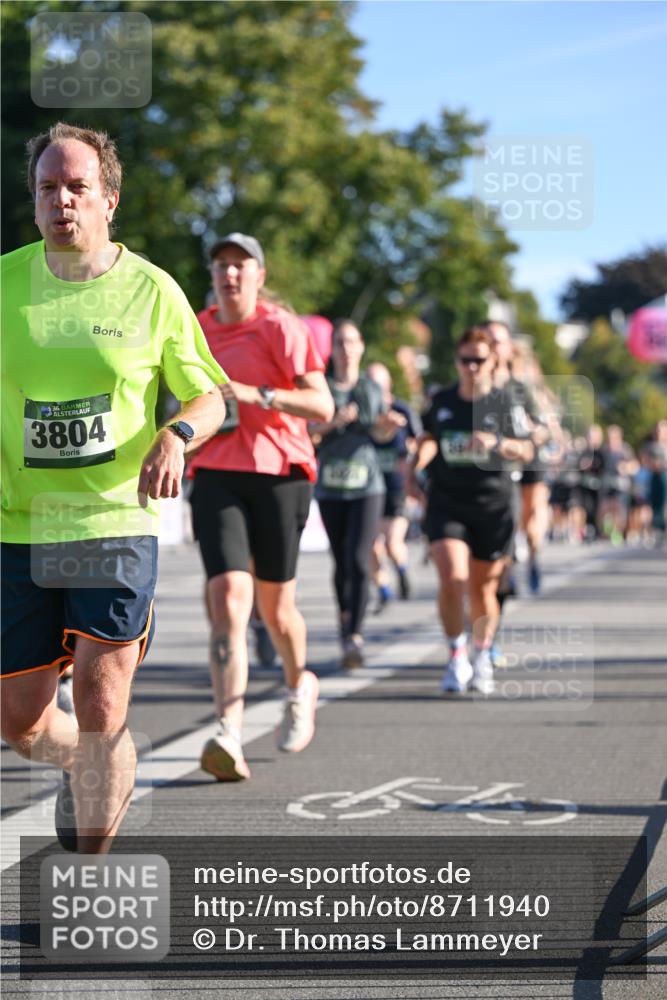 07.09.2025 - BARMER Alsterlauf Dr. Thomas Lammeyer http://msf.ph/oto/8711940 07.09.2025 09:40:40 Laufen 36, 3804 meine-sportfotos.de