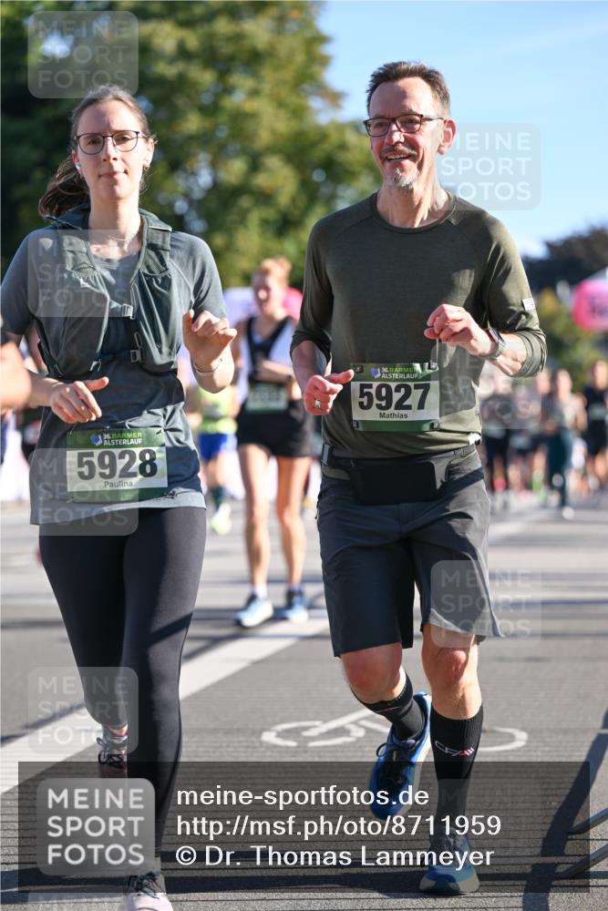 07.09.2025 - BARMER Alsterlauf Dr. Thomas Lammeyer http://msf.ph/oto/8711959 07.09.2025 09:40:43 Laufen 36, 5928, 36, 5927 meine-sportfotos.de