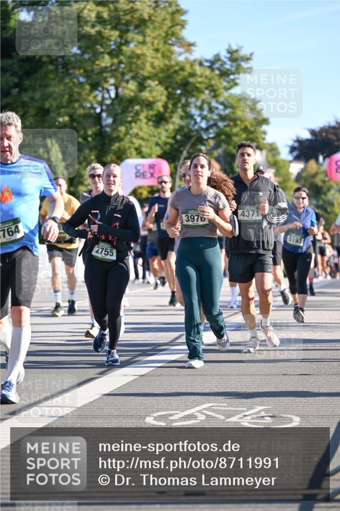 07.09.2025 - BARMER Alsterlauf Dr. Thomas Lammeyer http://msf.ph/oto/8711991 07.09.2025 09:40:50 Laufen 764, 2755, 3976, 4371, 5197 meine-sportfotos.de