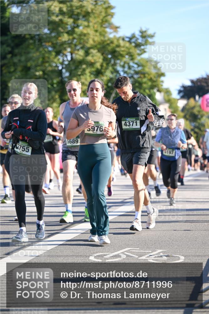 07.09.2025 - BARMER Alsterlauf Dr. Thomas Lammeyer http://msf.ph/oto/8711996 07.09.2025 09:40:51 Laufen 2755, 5689, 4371, 3976 meine-sportfotos.de