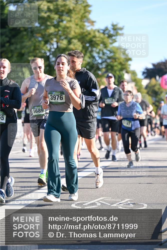 07.09.2025 - BARMER Alsterlauf Dr. Thomas Lammeyer http://msf.ph/oto/8711999 07.09.2025 09:40:52 Laufen 65, 5689, 3976 meine-sportfotos.de