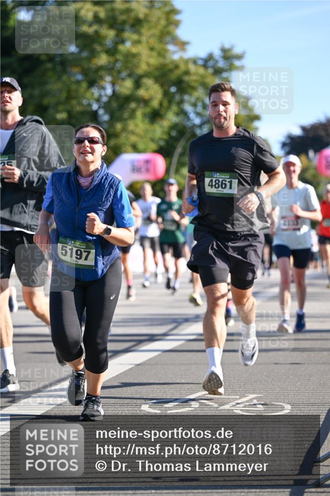 07.09.2025 - BARMER Alsterlauf Dr. Thomas Lammeyer http://msf.ph/oto/8712016 07.09.2025 09:40:54 Laufen 25, 36, 5197, 4861, 4333 meine-sportfotos.de