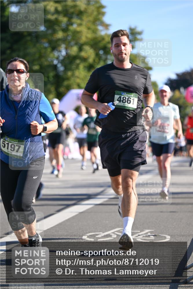 07.09.2025 - BARMER Alsterlauf Dr. Thomas Lammeyer http://msf.ph/oto/8712019 07.09.2025 09:40:55 Laufen 5197, 4861 meine-sportfotos.de