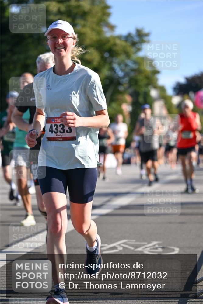 07.09.2025 - BARMER Alsterlauf Dr. Thomas Lammeyer http://msf.ph/oto/8712032 07.09.2025 09:40:57 Laufen 36, 4333 meine-sportfotos.de