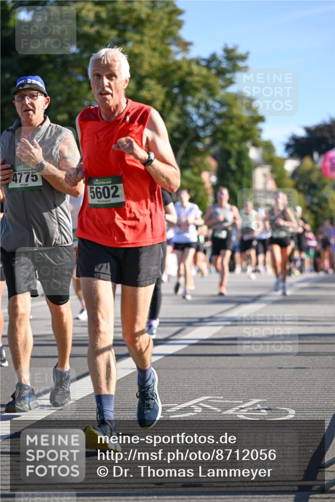 07.09.2025 - BARMER Alsterlauf Dr. Thomas Lammeyer http://msf.ph/oto/8712056 07.09.2025 09:41:01 Laufen 4775, 5602 meine-sportfotos.de