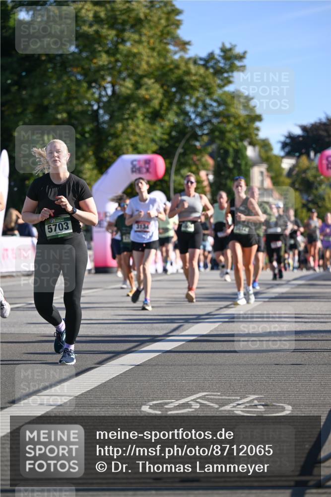07.09.2025 - BARMER Alsterlauf Dr. Thomas Lammeyer http://msf.ph/oto/8712065 07.09.2025 09:41:03 Laufen 5703 meine-sportfotos.de