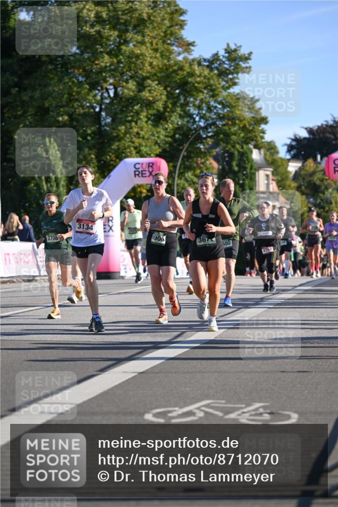 07.09.2025 - BARMER Alsterlauf Dr. Thomas Lammeyer http://msf.ph/oto/8712070 07.09.2025 09:41:04 Laufen 307, 3134, 2708, 4906, 367, 500, 2782 meine-sportfotos.de