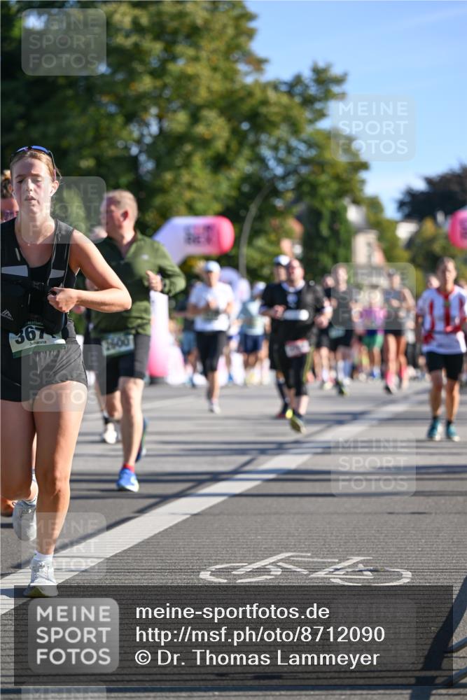 07.09.2025 - BARMER Alsterlauf Dr. Thomas Lammeyer http://msf.ph/oto/8712090 07.09.2025 09:41:07 Laufen 367, 600 meine-sportfotos.de