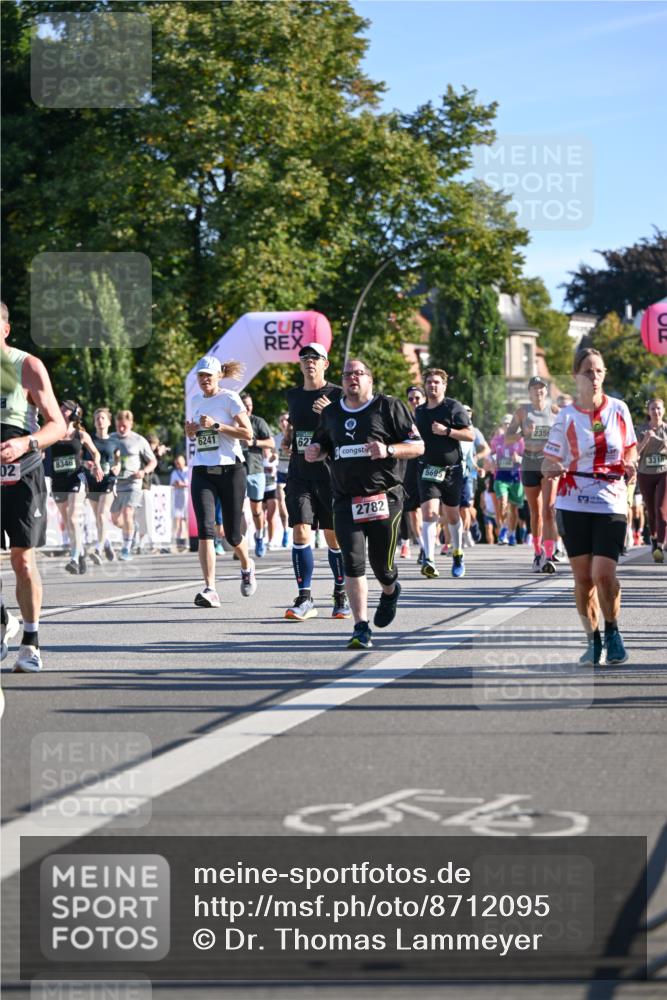 07.09.2025 - BARMER Alsterlauf Dr. Thomas Lammeyer http://msf.ph/oto/8712095 07.09.2025 09:41:08 Laufen 02, 8346, 6241, 627, 2782, 5695, 235, 3310 meine-sportfotos.de