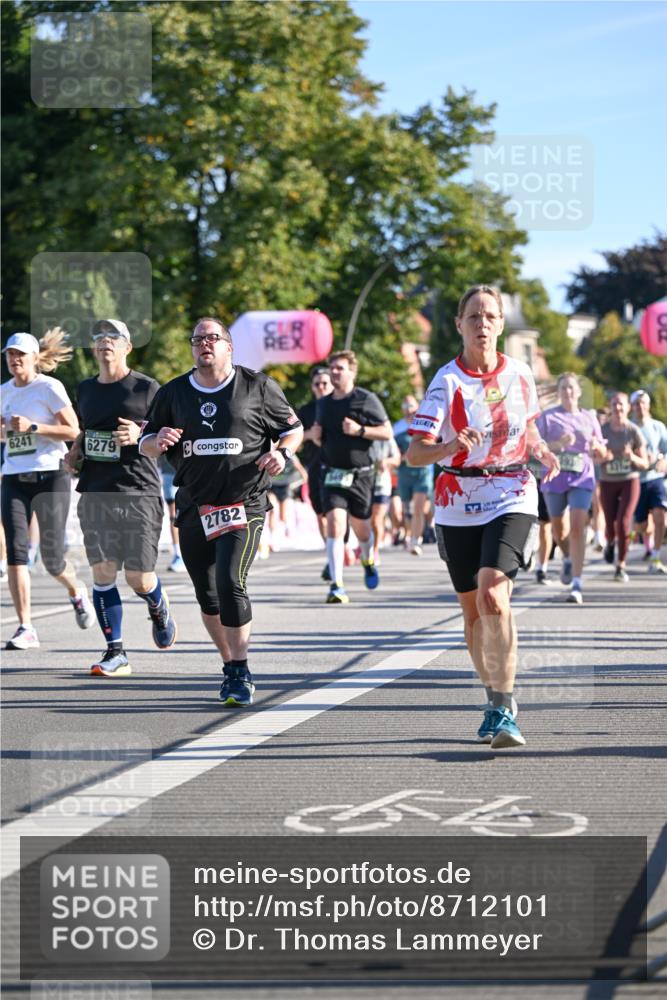 07.09.2025 - BARMER Alsterlauf Dr. Thomas Lammeyer http://msf.ph/oto/8712101 07.09.2025 09:41:10 Laufen 6241, 6279, 2782 meine-sportfotos.de