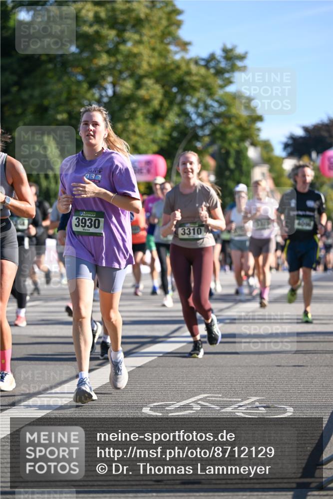 07.09.2025 - BARMER Alsterlauf Dr. Thomas Lammeyer http://msf.ph/oto/8712129 07.09.2025 09:41:14 Laufen 3930, 3310 meine-sportfotos.de