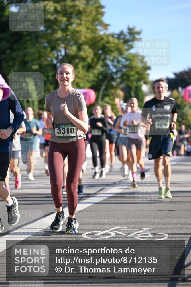 07.09.2025 - BARMER Alsterlauf Dr. Thomas Lammeyer http://msf.ph/oto/8712135 07.09.2025 09:41:15 Laufen 3310, 4096 meine-sportfotos.de