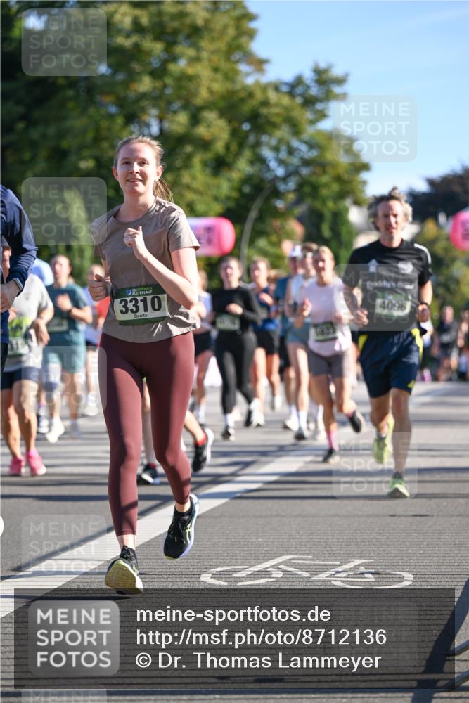 07.09.2025 - BARMER Alsterlauf Dr. Thomas Lammeyer http://msf.ph/oto/8712136 07.09.2025 09:41:16 Laufen 3310, 4096 meine-sportfotos.de