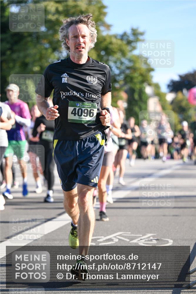 07.09.2025 - BARMER Alsterlauf Dr. Thomas Lammeyer http://msf.ph/oto/8712147 07.09.2025 09:41:17 Laufen 36, 4096 meine-sportfotos.de